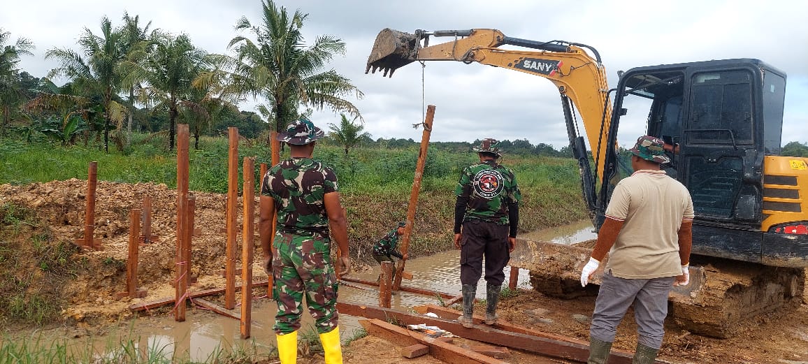 TMMD ke -122, Gunakan Alat Berat Untuk Memudahkan Dalam Pengerjaan