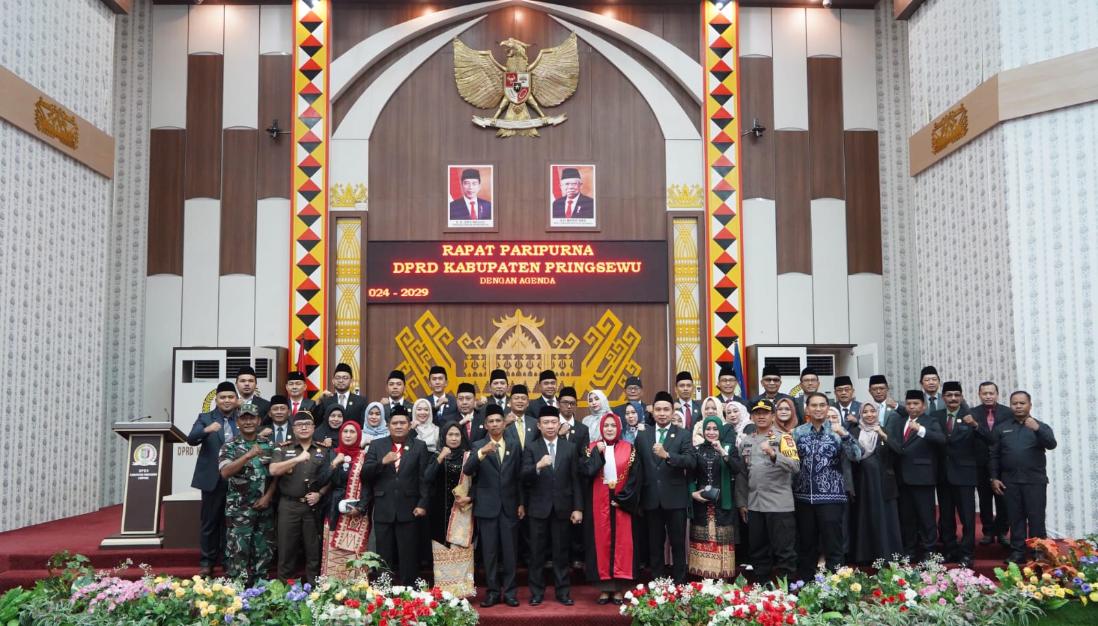 Tiga Pimpinan DPRD Kabupaten Pringsewu Resmi Dilantik
