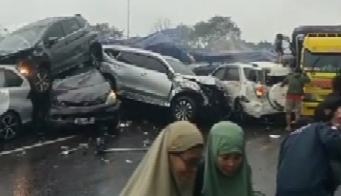 Jasa Marga Percepat Upaya Penanganan Kecelakaan Beruntun di Tol Cipularang