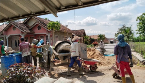 Pekon Tunggul Pawenang Bangun Dua Jalan Rabat Beton Tahun 2024