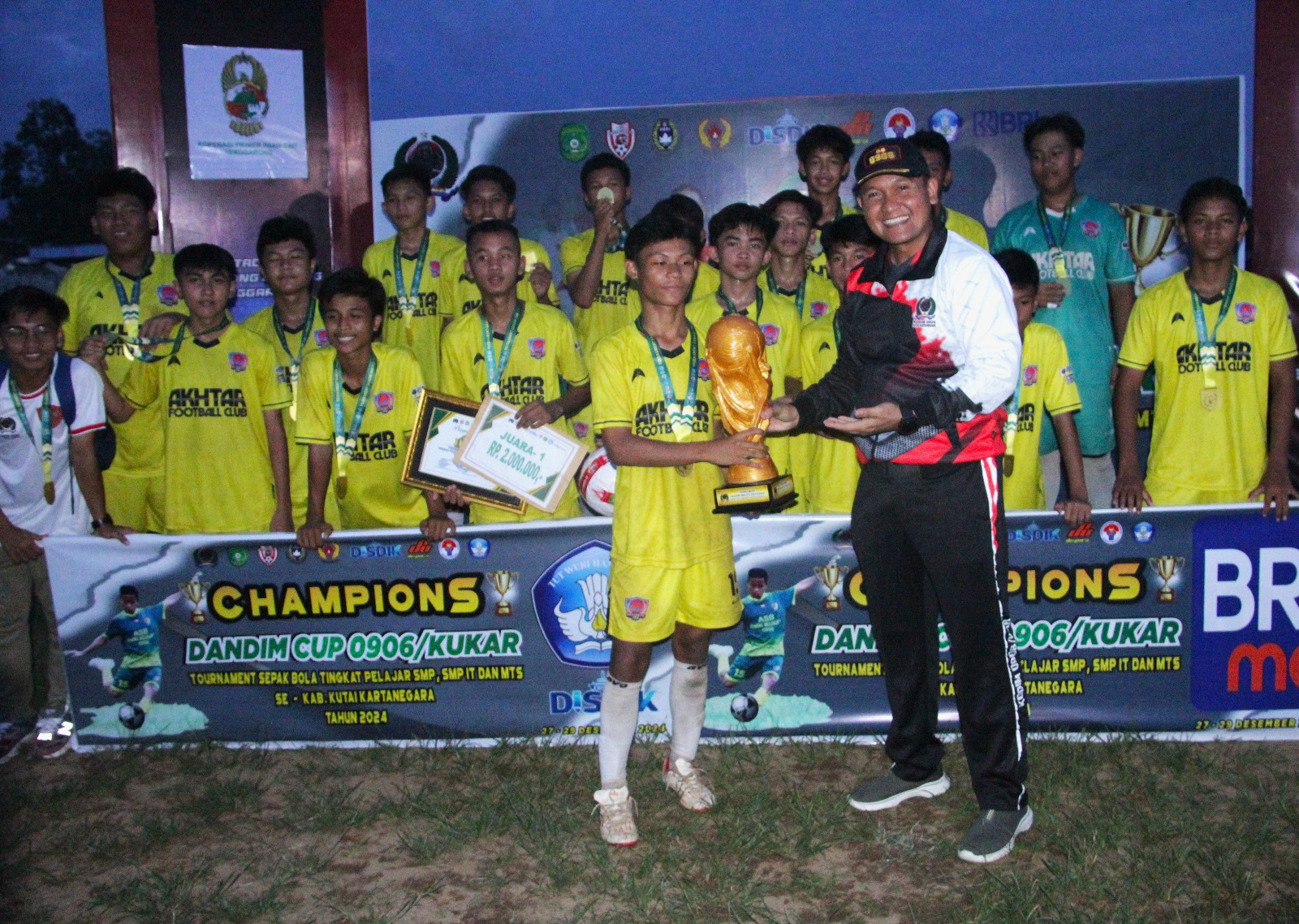 Dandim 0906/Kkr Tutup Turnamen Sepak Bola Tingkat Pelajar
