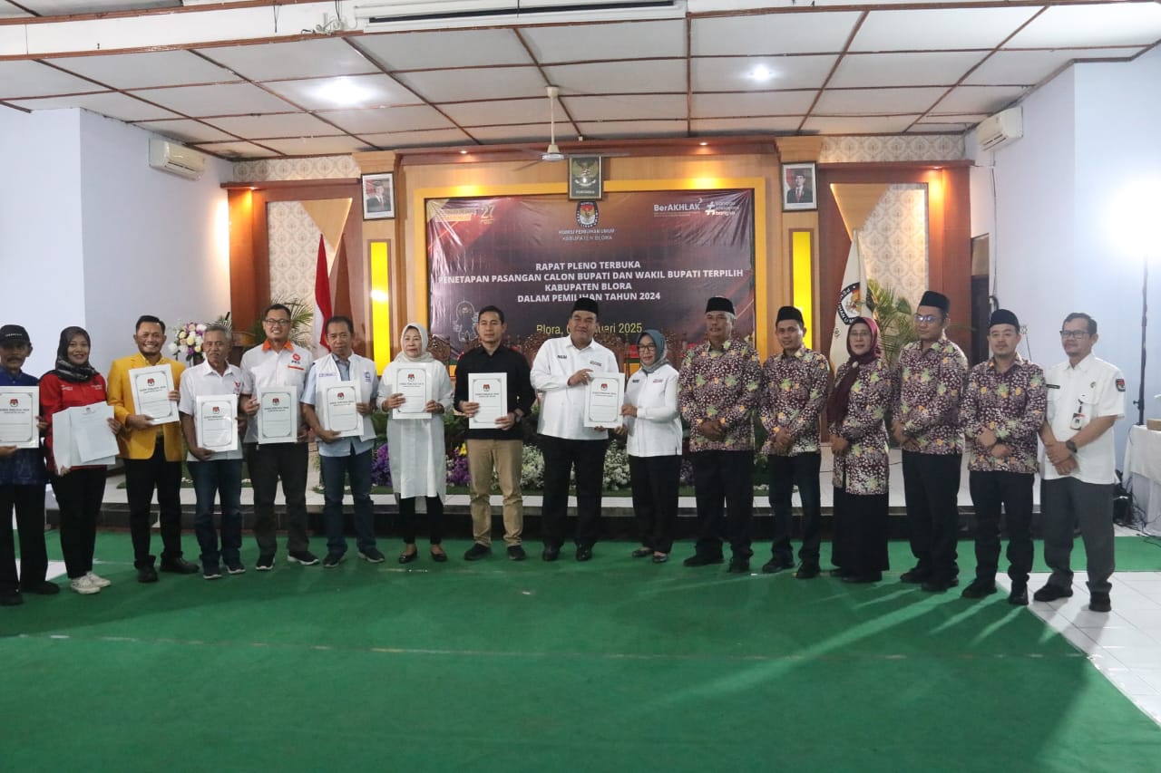 Arief Rohman-Sri Setyorini Ditetapkan oleh KPU Blora  Jadi Pemenang Pilkada Kabupaten Blora 2024