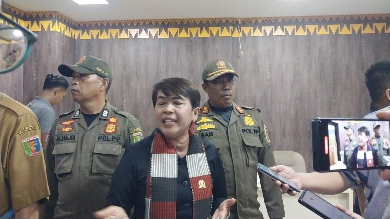RDP Petani Singkong Bersama DPRD Lampung Memanas CONDROWATI Kami Sudah Berjuang Untuk Petani