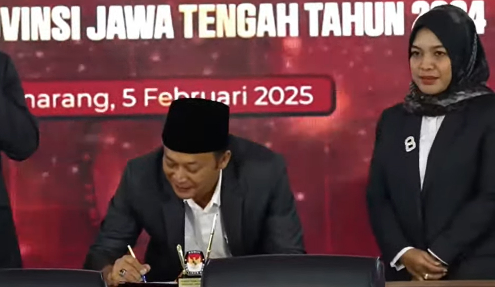 KPU Tetapkan Luthfi-Yasin Sebagai Paslon Pilkada Jateng Terpilih
