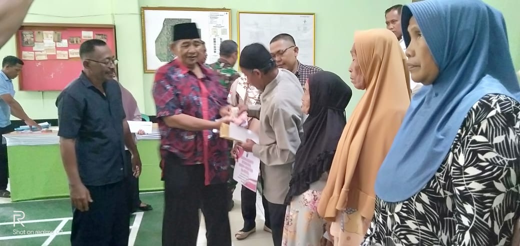 Pemerintah Desa Karang Anyar Salurkan BLT-DD TA-2025 Kepada 63 KPM