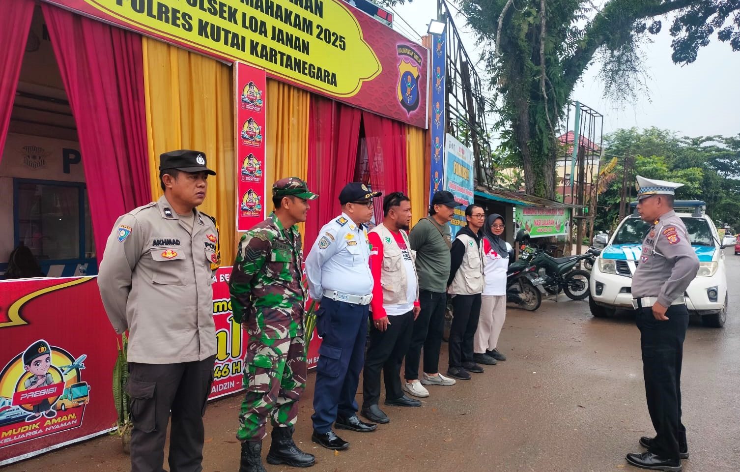 Koramil dan Polsek Loa Janan Bersinergi Lakukan Pengamanan Perayaan Idul Fitri 1446 H