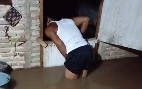 Puluhan Rumah di Desa Sukamaju Terendam Banjir, Agus Sartono Himbau Warga Tidak Buang Sampah Pada Aliran Sungai