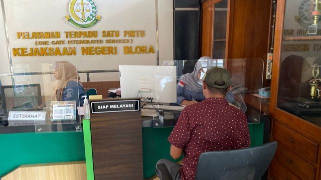 Warga Laporkan Kades Jurangjero ke Kejari Blora Terkait Dugaan Korupsi Dana Desa dan Pungli