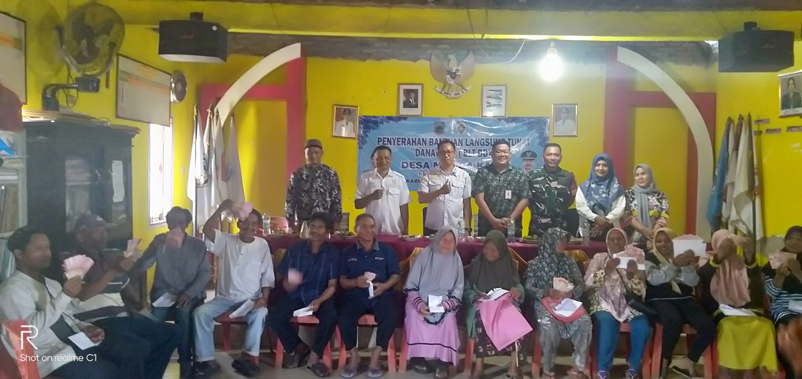 Pemerintah Desa Marga Kaya Salurkan BLT-DD Untuk 6 Bulan Kepada 13 KPM TA-2025