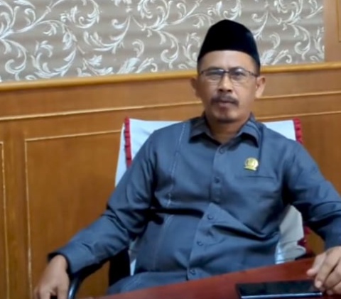 Ketua Komisi I DPRD Lamsel Edi Waluyo, Penggunaan DD Harus Transparan dan Sesuai Aturan Perundang-Undangan Yang Berlaku