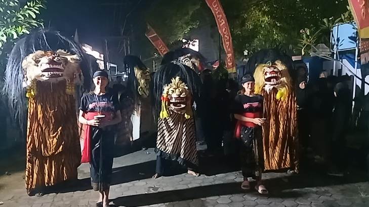 Kirab dan Jamasan Barongan Warnai Pelestarian Budaya di Kelurahan Bangkle 