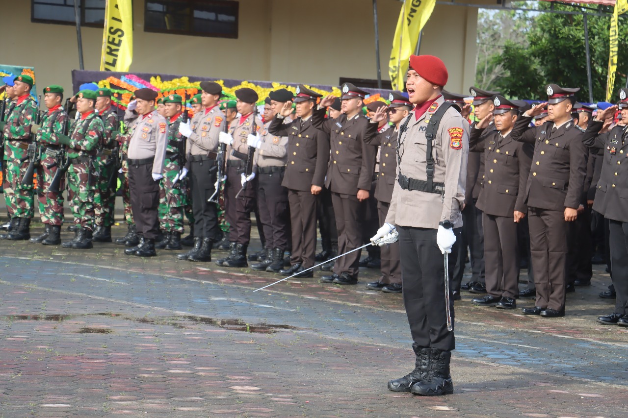 Puluhan Tokoh Dan Personil Terima Penghargaan Dalam Memperingati Hari Bhayangkara Di Polres Lampung Selatan