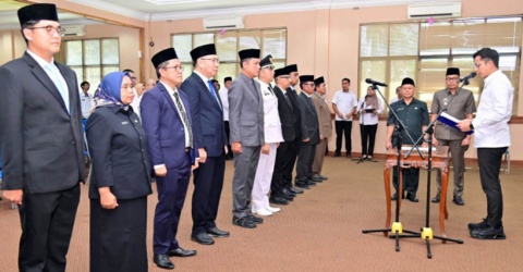 Bupati Lamsel Radityo Egi Pratama Lantik 13 Pejabat, Tiga Diantaranya Jabat Sebagai Plt
