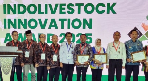 Dinas Peternakan Lamsel Raih Juara Kedua Dalam Ajang Indolivestock Innovation Awards 2025.