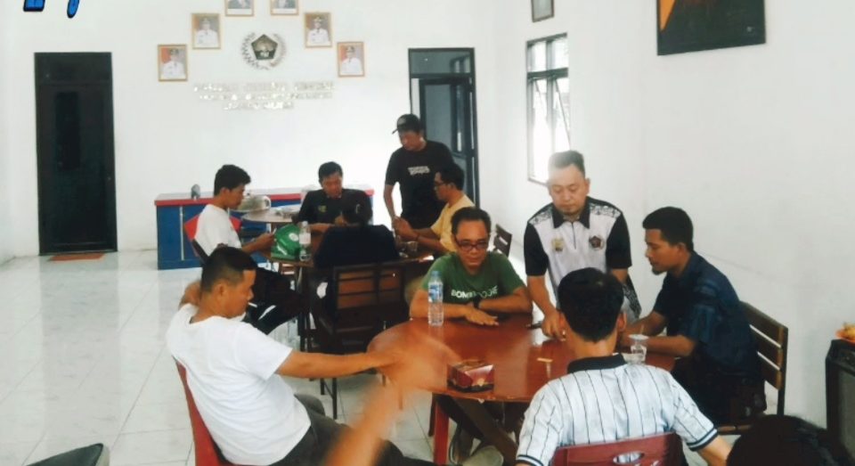 Gaple Di Bawah Merah Putih