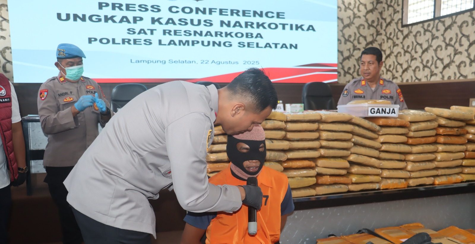 Polisi Bongkar Penyelundupan Ganja Di Bakauheni”90 Kilogram Ganja Siap Edar Diamankan