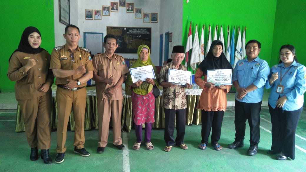 Pemerintah Desa Gedung Agung Salurkan BLT-DD Tahap III Tahun 2025 Kepada 13 KPM
