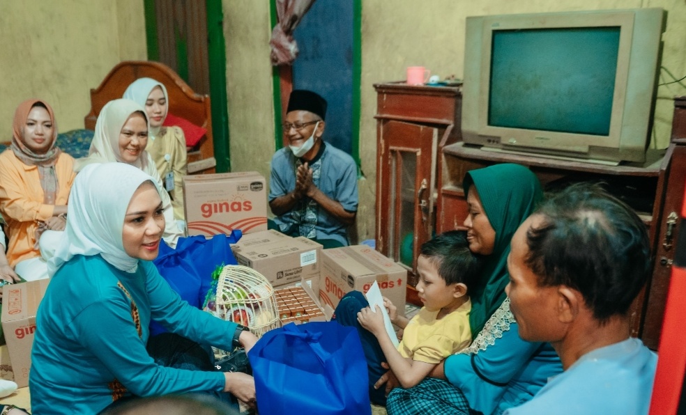 Wulan Mirza Kunjungi Bocah Penderita Gizi Buruk Di Kecamatan Natar Lampung Selatan Kia Dampingi Sampai Sembuh