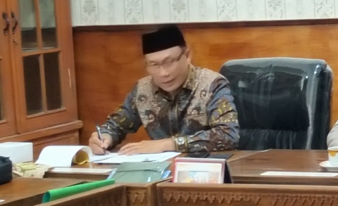 Jenggis Tegas: Tenaga Non ASN Non Database Jangan Dirumahkan Sebelum Ada Regulasi Baru
