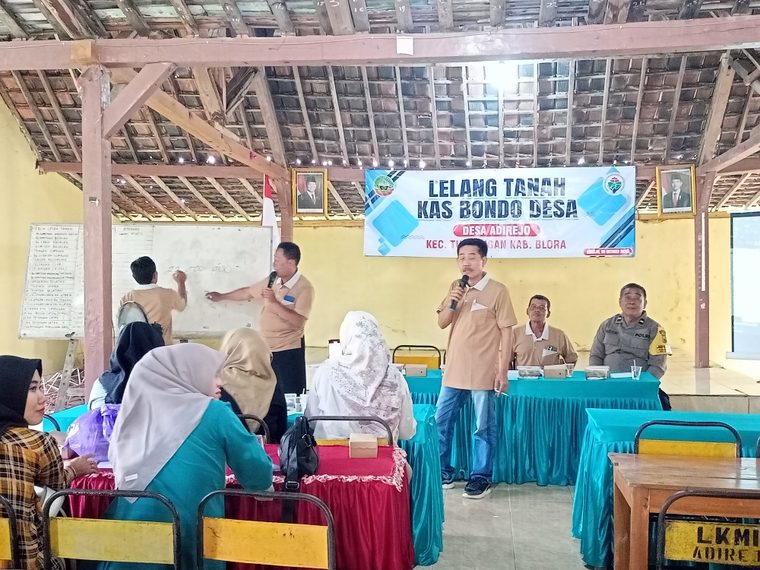Pemdes Adirejo Gelar Lelang Tanah Kas Desa untuk Tingkatkan PADes