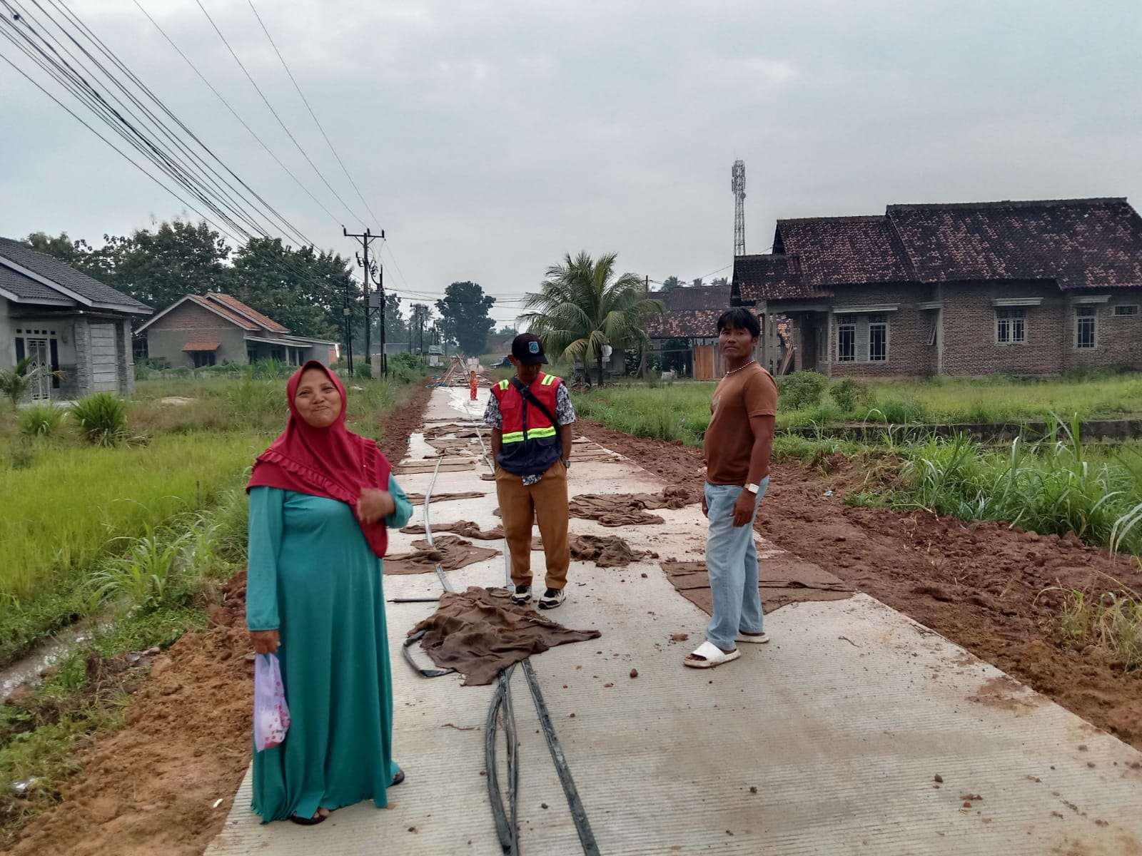 Pembangunan Jalan Rabat Beton Di Dusun 4 Desa Jatimulyo Rampung Dikerjakan Masyarakat Ucapkan Terimakasih Kepada Pemerintah Kabupaten Lampung Selatan