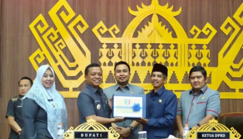Bupati Pringsewu Sampaikan Ranperda APBD 2026, Berkurang 11,55 % dari APBD 2025