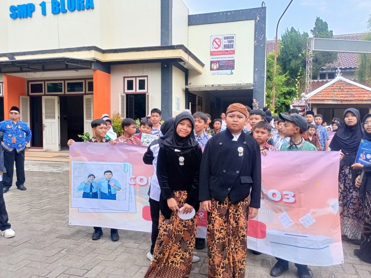 SMPN 1 Blora Gelar Pemilihan OSIS dengan Metode Simulasi Pemilu