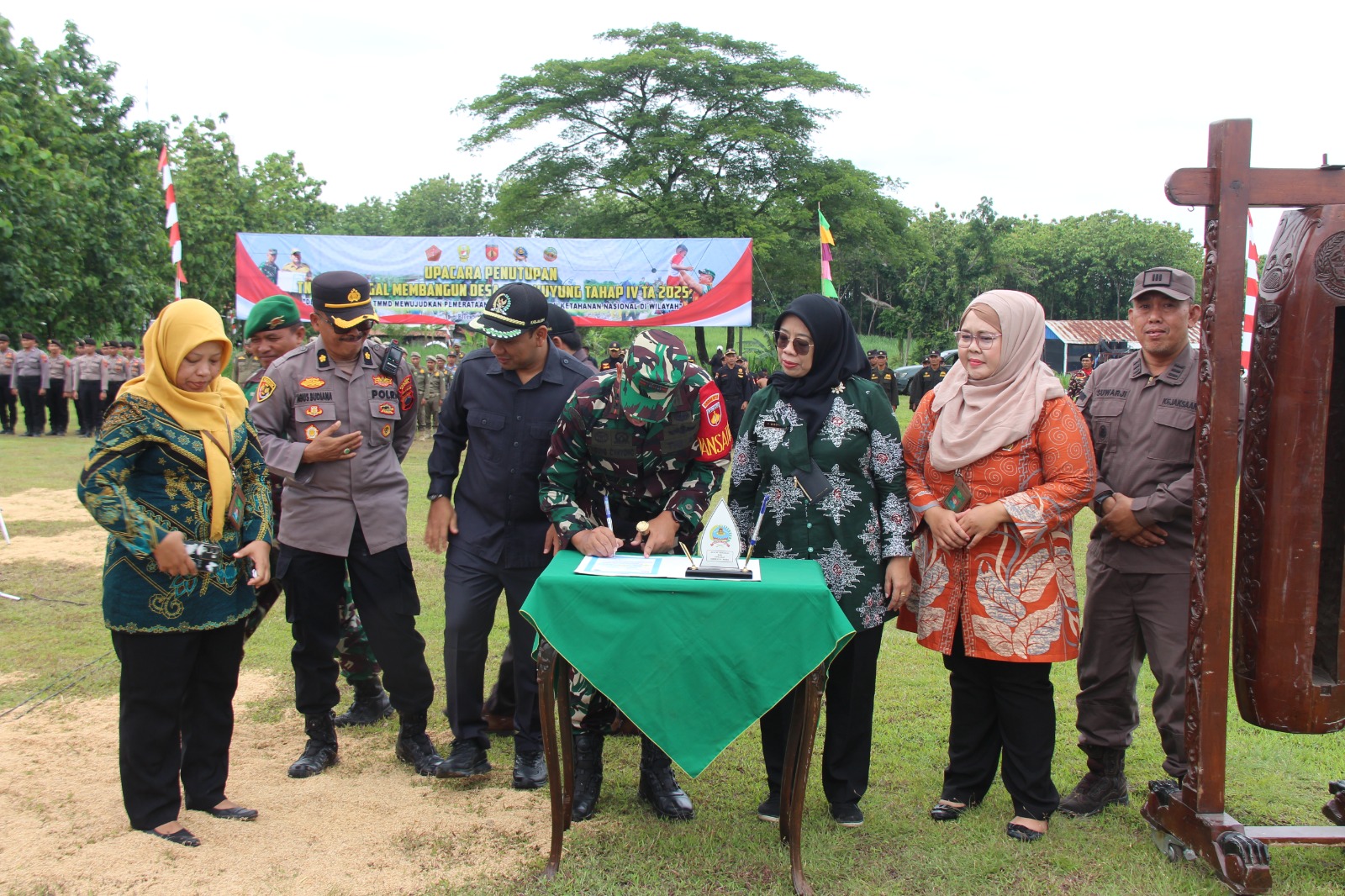 TMMD Sengkuyung Tahap IV 2025 Resmi Ditutup di Blora, Pembangunan Fisik dan Nonfisik Tuntas 100%