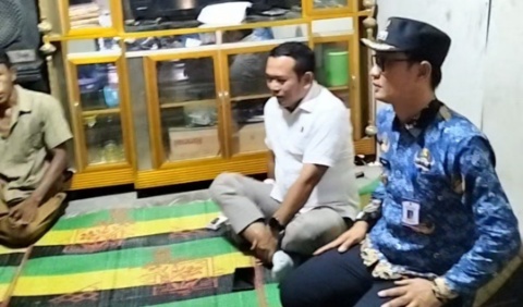 Anggota DPRD, Agus Sartono Turun Langsung Jenguk Korban Dukun Cabul Pelaku Harus Dihukum Berat!