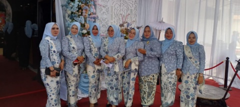 Serba-serbi Gaun Biru Warnai Paripurna HUT ke-69 Lampung Selatan