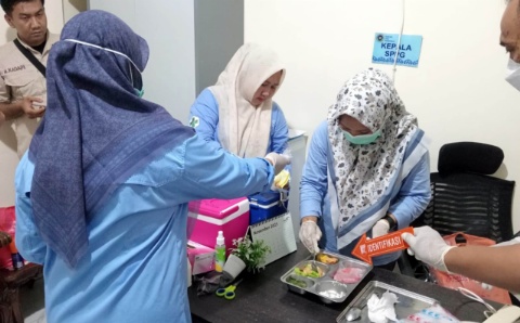 Langkah Cepat Tim Dinkes Lamsel Telusuri Dugaan Keracunan Makanan MBG di SMPN Kalianda