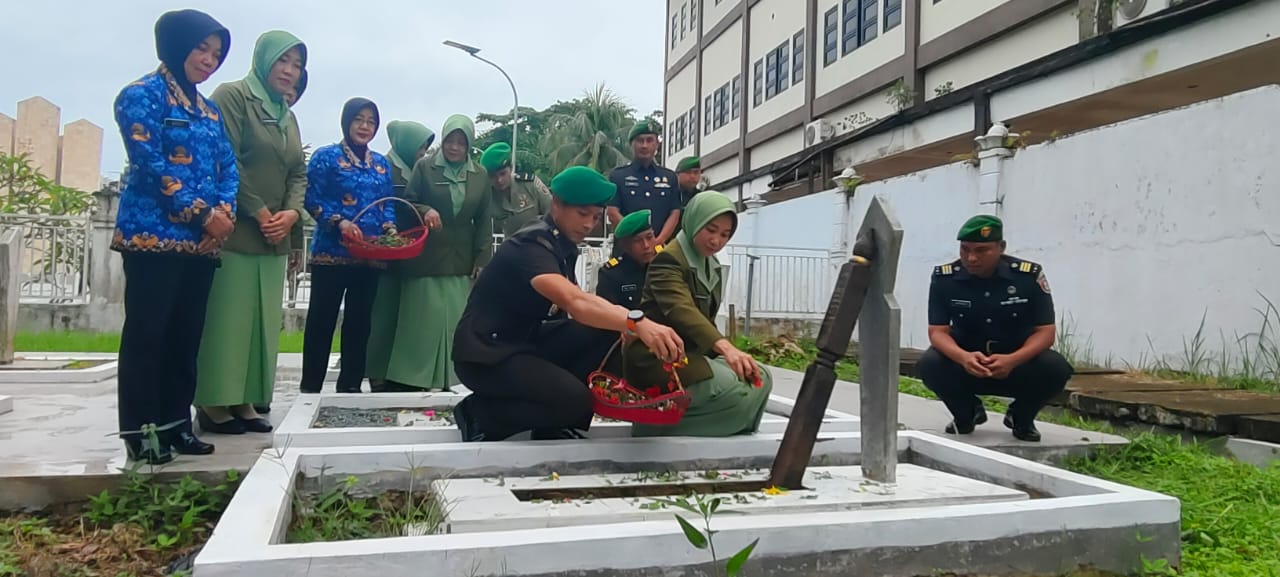 HUT Korps Ajen Ke-75, Ajenrem 091/ASN Ziarah TMP Kesuma Bangsa