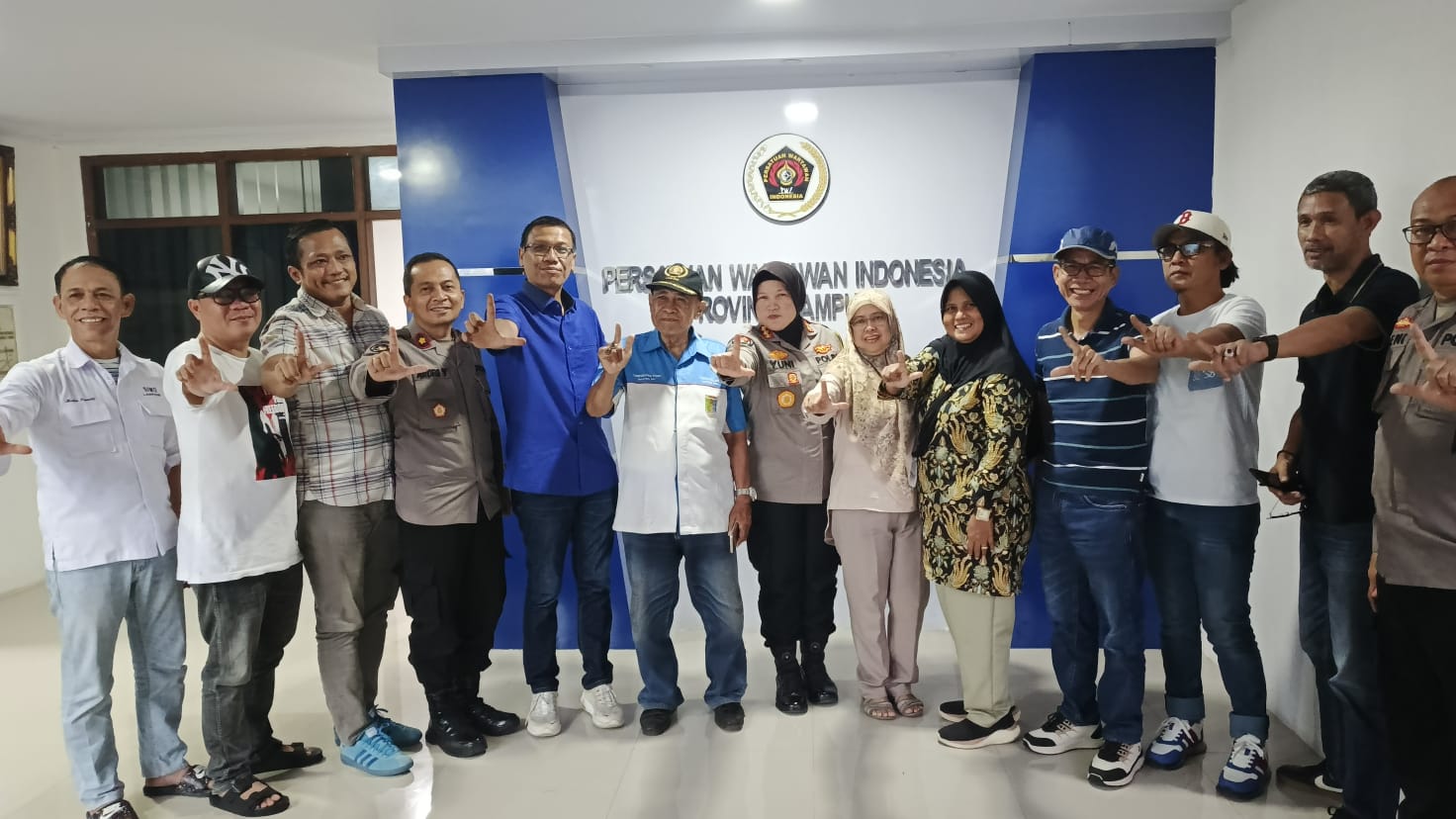 Kunjungi Balai Wartawan,Polda Lampung Sampaikan Permohonan Maaf Ke PWI