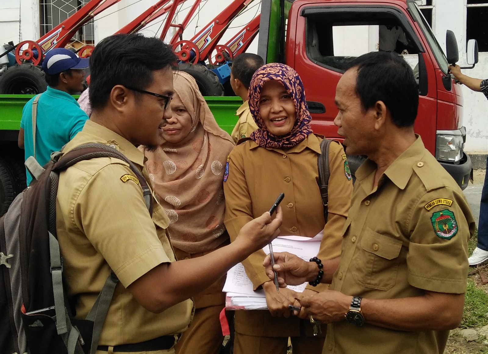 Dinas Pertanian Lutra Salurkan Bantuan Benih Padi ke 58 Poktan