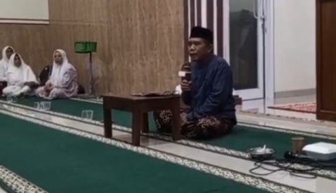 Dwi Riyanto: Tanpa Shalat, Islam Ibarat Tubuh Tanpa Kepala