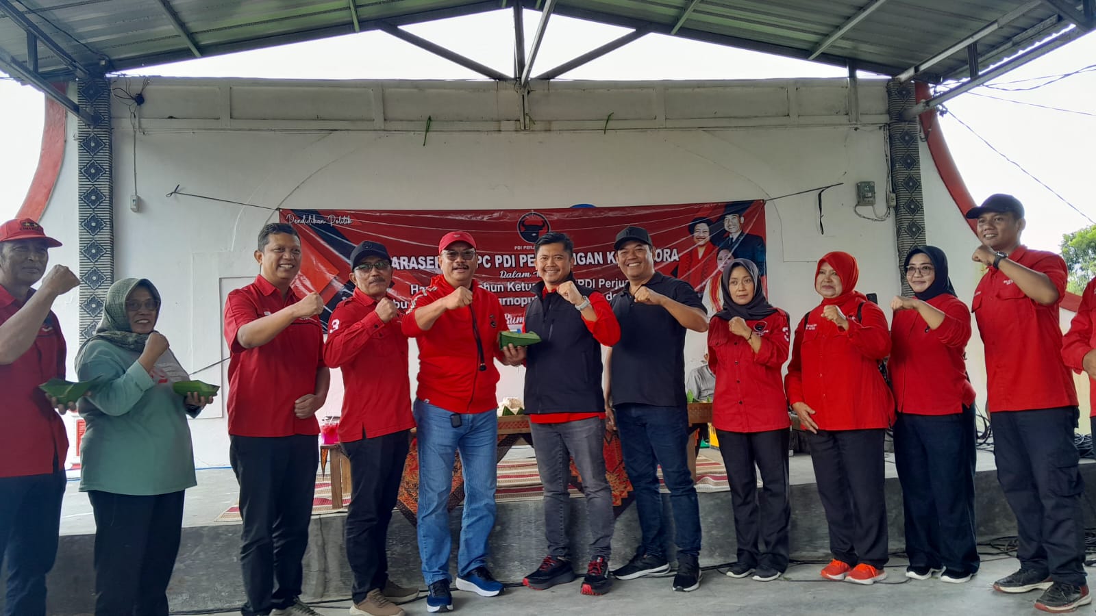DPC PDIP Blora Gelar Aksi Lingkungan untuk Memperingati HUT ke-79 Megawati Soekarnoputri