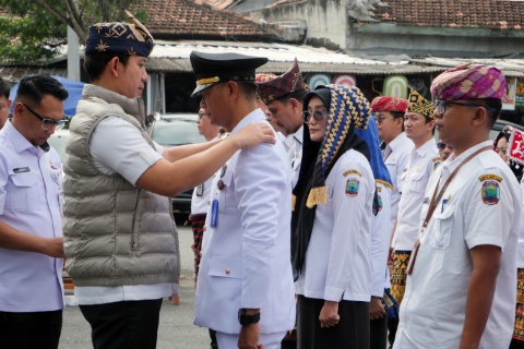 Pasar Jadi Saksi, Bupati Egi Ingatkan Pejabat soal Amanah dan Integritas