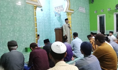Safari Ramadlan 1447 H di Mushola Baitul Hikmah, Dwi Riyanto Ajak Jamaah Menggapai Insan Kamilin