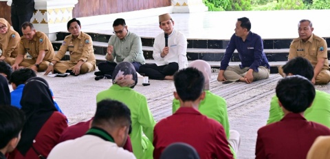Sarasehan Mahasiswa, Egi: Kritik Penting, Tapi Demokrasi Juga Butuh Kedewasaan