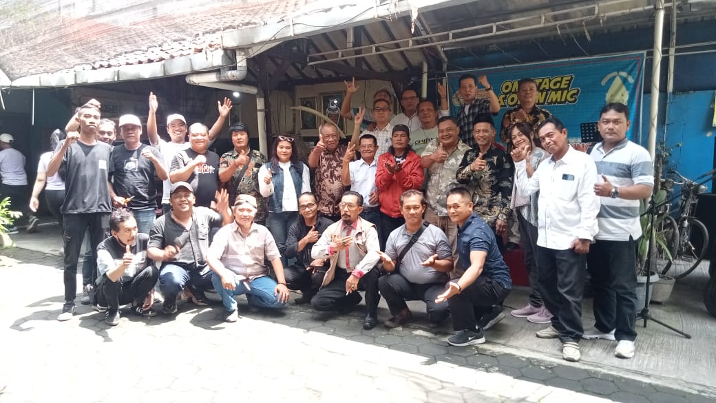 Silaturahmi Lintas Profesi, Aktivis – Insan Media – LSM hingga Advokat Bertemu di Sumilir