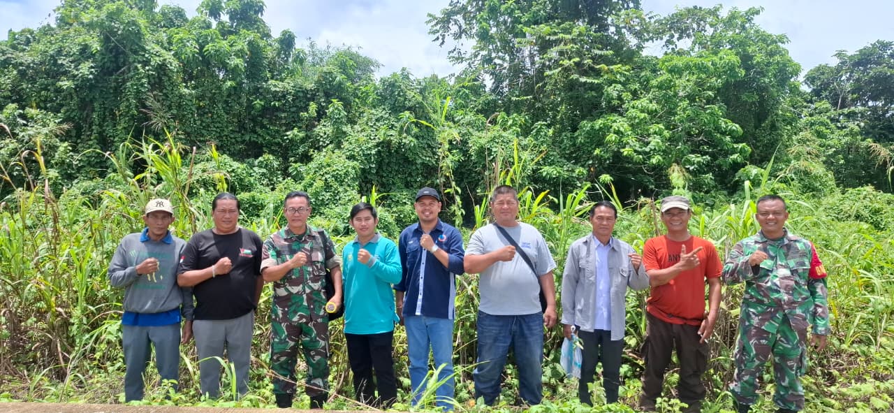 Ketua KDKMP (Koperasi Desa/Kelurahan Merah Putih) Muara Siram Rela Rogoh Kocek Pribadi Demi Kemajuan Kampung.
