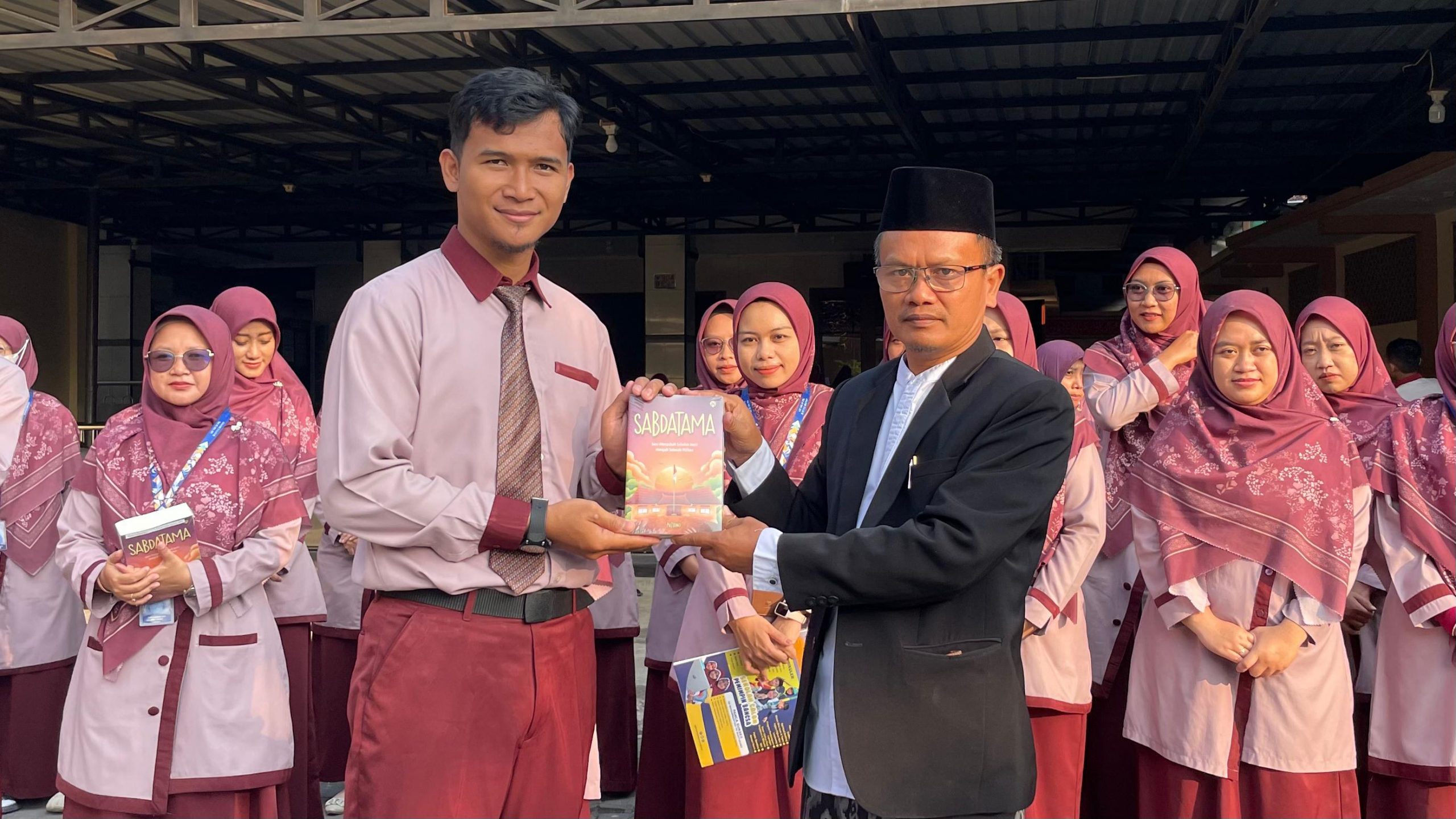Sambut Tahun Baru 1448 Hijriah, SD Muhammadiyah PK Banyudono Launching Buku Sabdatama