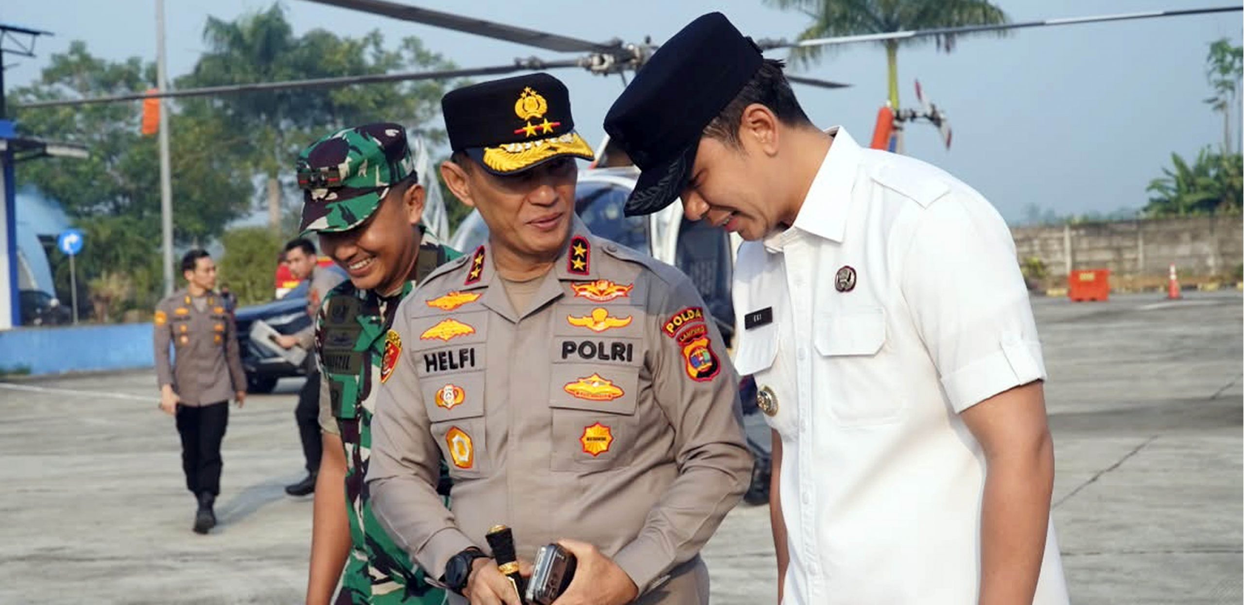 Bupati Lamsel, Radityo Egi Pratama Sambut Kedatangan Kapolda LampungIrjen Pol Helfi Assegaf