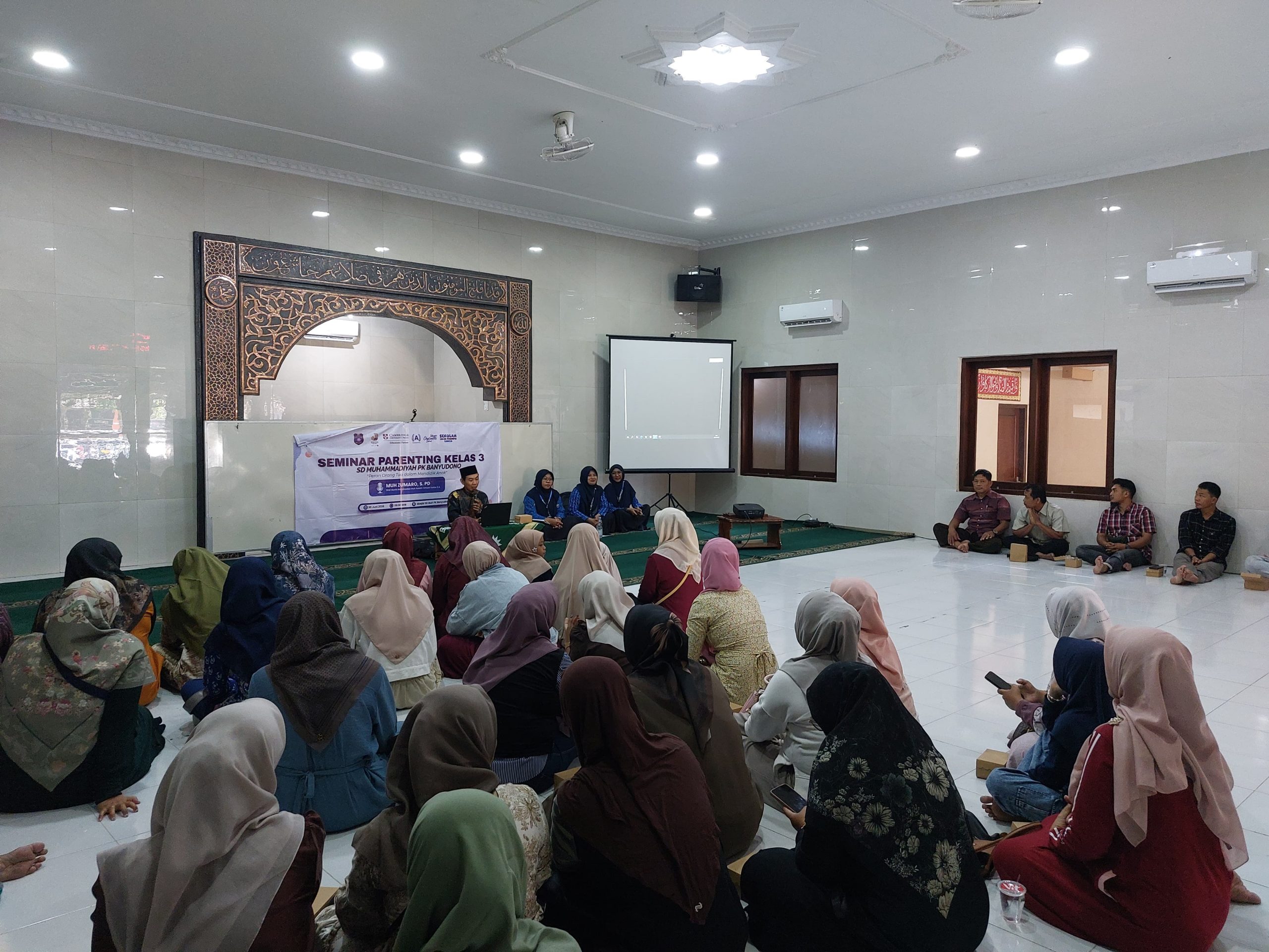 Sinergi Orang Tua dan Sekolah, Seminar Parenting Kelas 3 SD Muhammadiyah PK Banyudono Tekankan Pentingnya Keteladanan