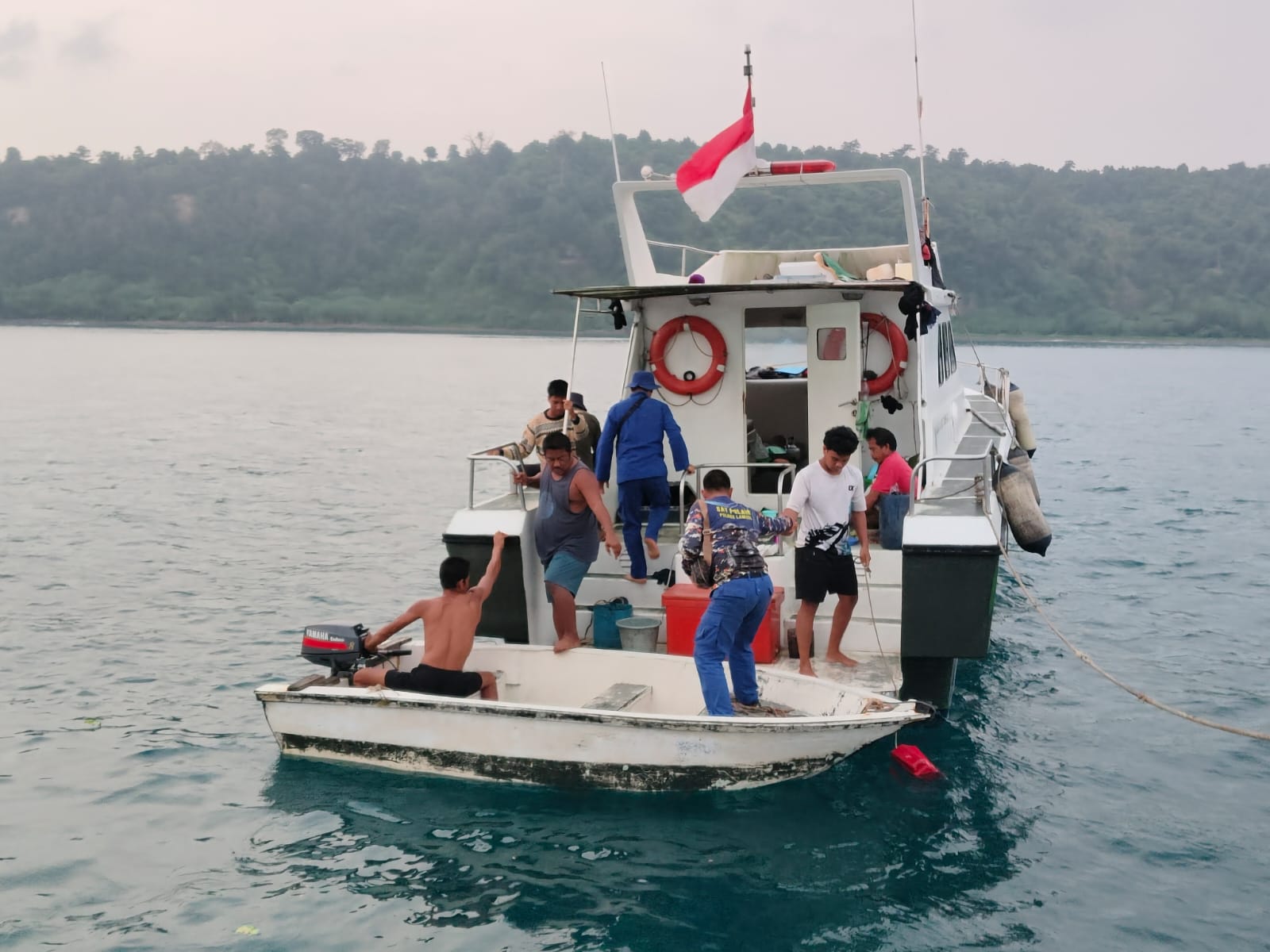 Sat Polairud Polres Lampung Selatan Patroli Gunung Anak Krakatau,Wisatawan Dihimbau Tidak Mendekat
