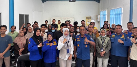 Damkar Lampung Selatan Bekali Karyawan PT BMI Hadapi Bahaya Kebakaran, Sefri: Api Padam dengan Tindakan