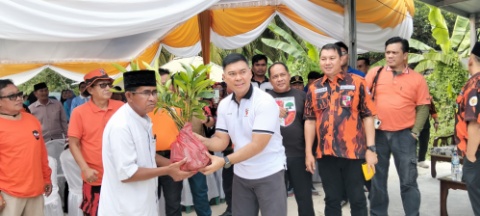 Pesisir Ketapang Jadi Titik Awal Gerakan 100 Ribu Mangrove, Rycko Menoza Bangun Kolaborasi untuk Negeri