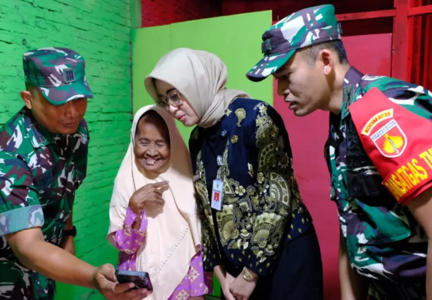 Astrid Apresiasi Positif  TMMD Sengkuyung Tata Kampung Makam Bergolo Serengan