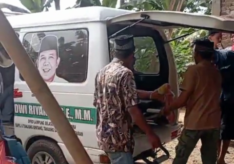 Bukan Sekadar Janji, Dwi Riyanto Hadirkan Ambulans Gratis untuk Warga yang Membutuhkan