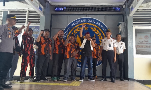 Kepala Rutan Blora Lepas Dua Warga Binaan, Ucapkan Terima Kasih dan Permohonan Maaf